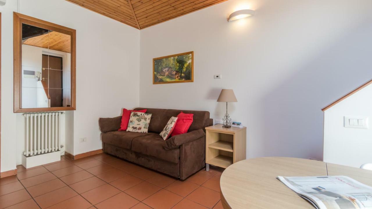 Italianway - Bligny 19 Apartment Milan Bagian luar foto